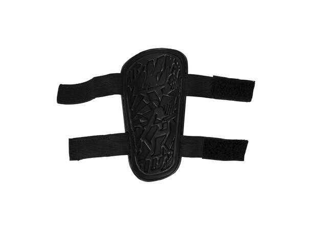 UMBRO Neo Shield Guard Straps Sort S Leggskinn 