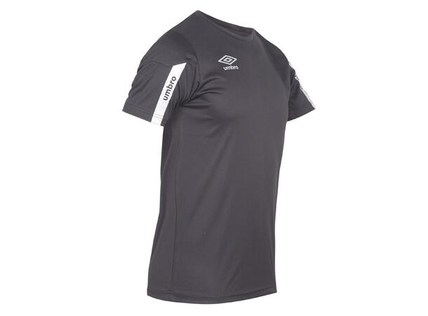 UMBRO Core SS Jersey Jr Sort 128 Teknisk kortermet spillertrøye 