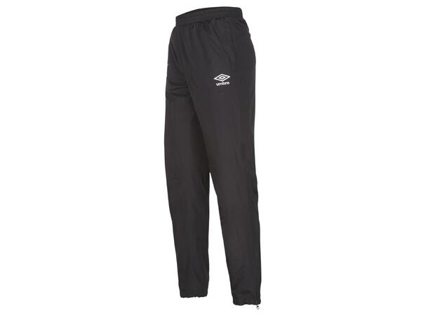 UMBRO Core Woven Pant Sort XL Lett bukse i microfiber 