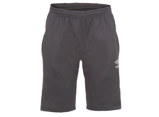 UMBRO Core Long shorts Sort L Teknisk lang shorts 