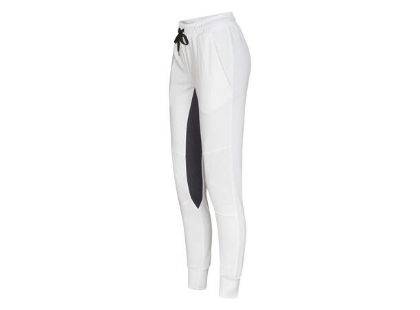 UMBRO Core Tech Pant W 19 Hvit 42 Treningsbukse poly-tech 
