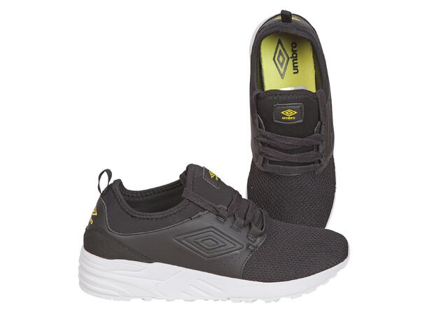 UMBRO Aspin II Sort 42,5 Fritidssko med god demping 