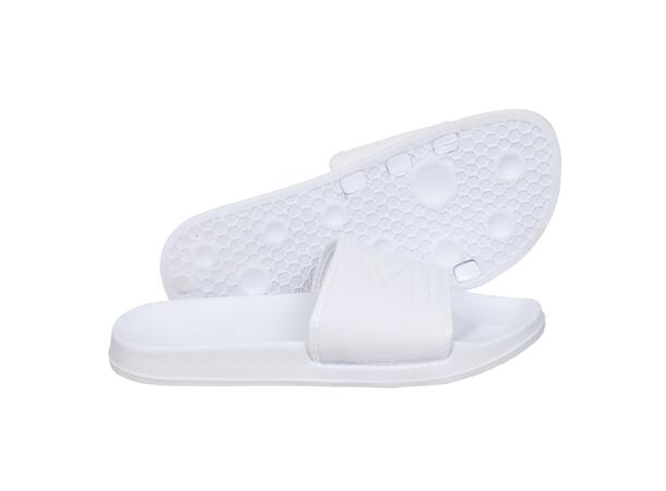 UMBRO Core Slippers Hvit/Hvit 41 Funksjonell og komfortabel slippers 