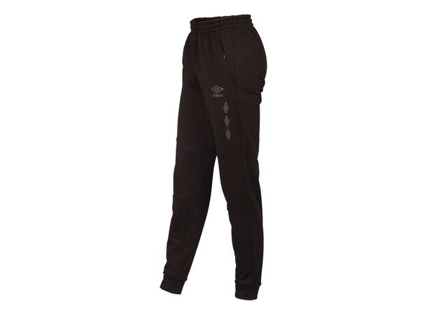UMBRO Core Tech Pant W Sort 44 Teknisk treningsbukse til dame 