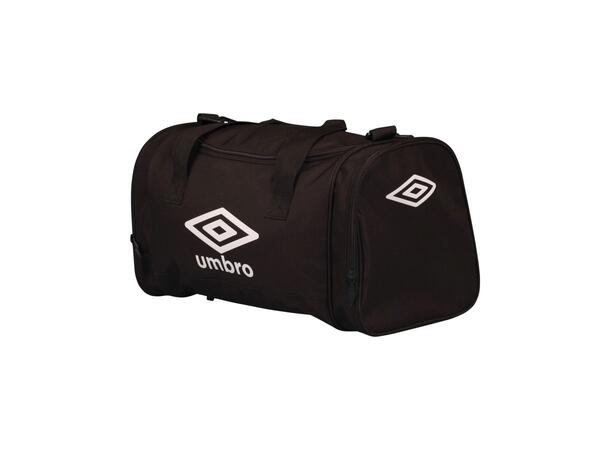 UMBRO Core Bag Sort 30L Liten og praktisk spillerbag 